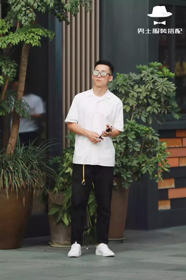 短袖衬衫很土味?那是你还没穿对!
