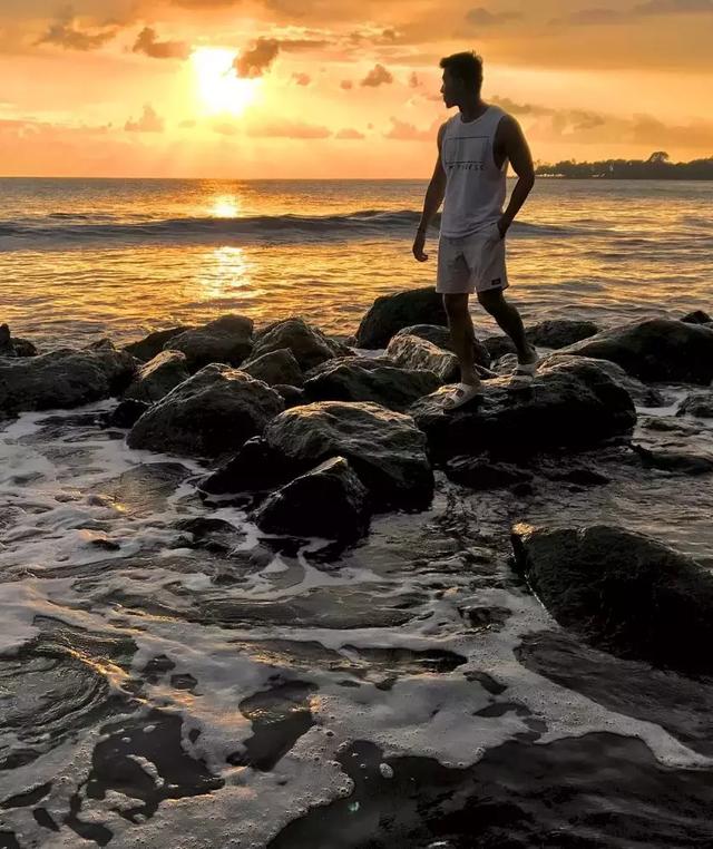 又一台湾小鲜肉走红,因为这张爆图!