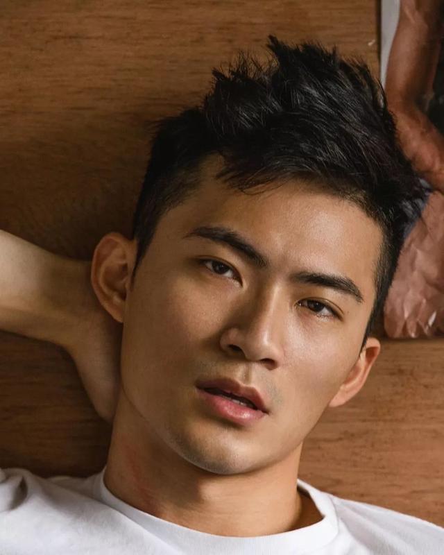 台湾第一同志天菜 可口想扑倒!