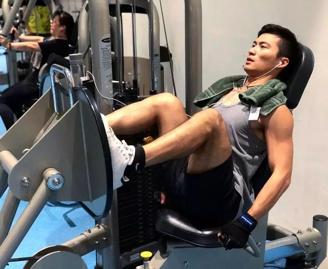 台湾第一同志天菜 可口想扑倒!