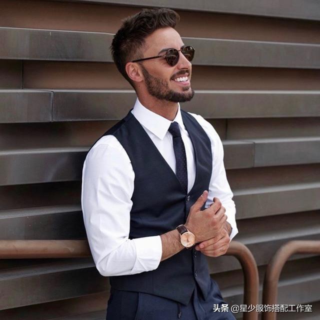 夏天男士衬衫怎么穿?3个技巧教你穿出闷骚范儿