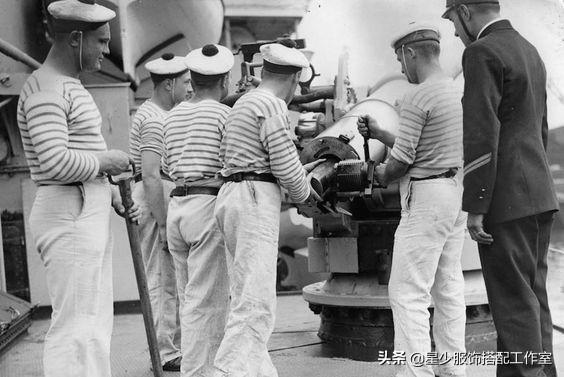 男人穿T恤,夏天无惊喜?条纹变海魂,六种搭配更显男人味