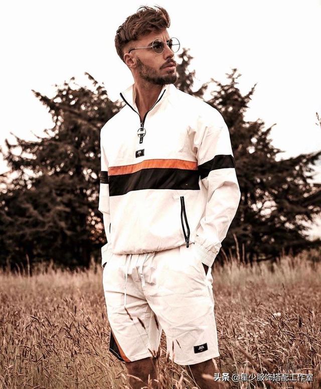 男人长袖短裤椰子鞋丑?从“被吐槽”到“被夸赞”只差这三招