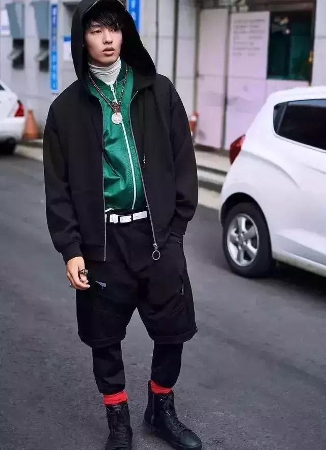 能把卫衣穿好的男人,才是真正懂穿衣的男神!