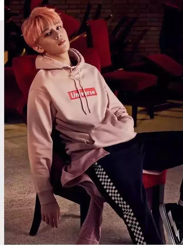 能把卫衣穿好的男人,才是真正懂穿衣的男神!