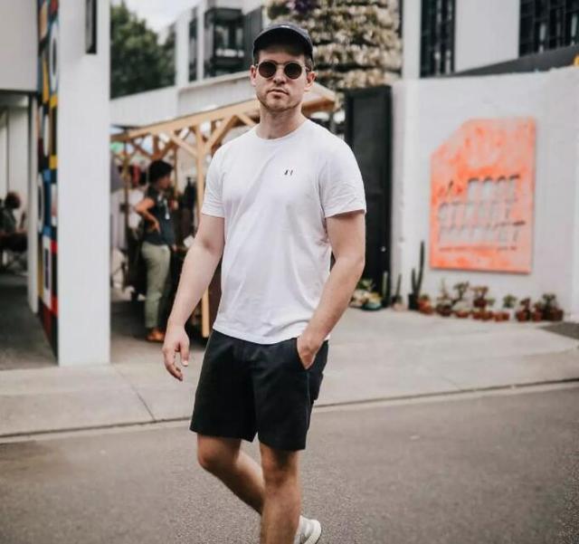 这几款衣服上身,足以引爆潮流风