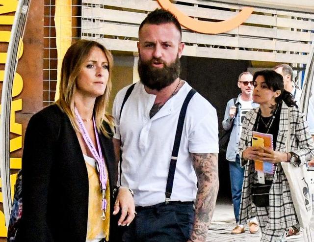 这件你都叫不出名字的上衣,夏天上身却超级有型