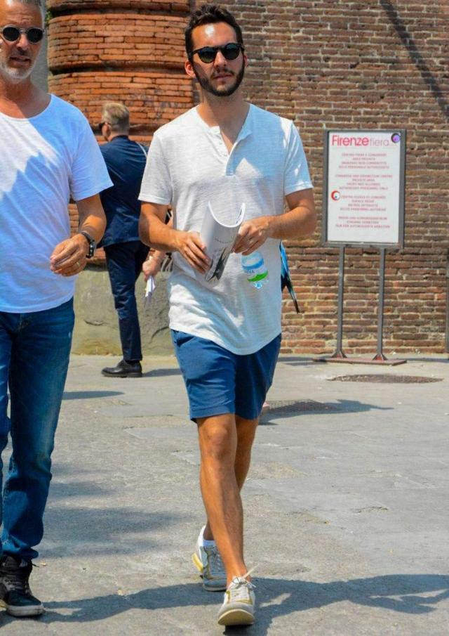 这件你都叫不出名字的上衣,夏天上身却超级有型