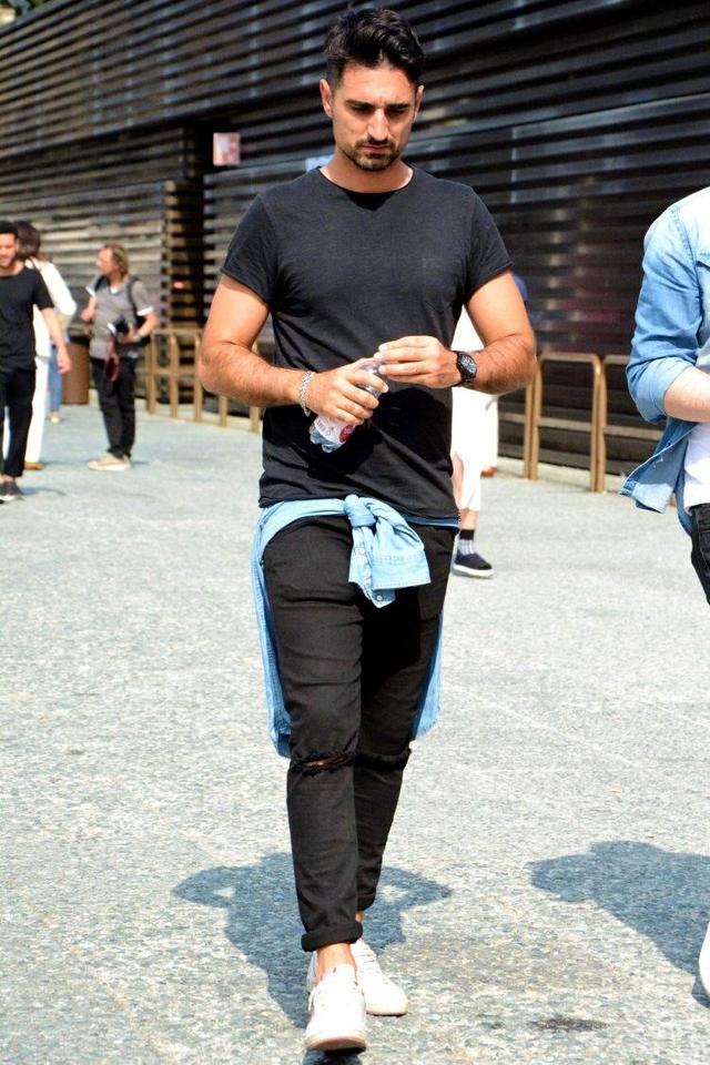 黑色T恤没选对,不但不显瘦反而会显胖