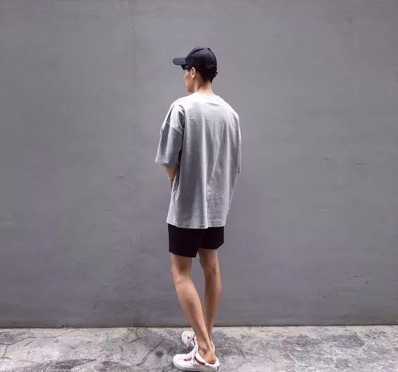 夏季要常备这三款短裤,打造清爽十足休闲风