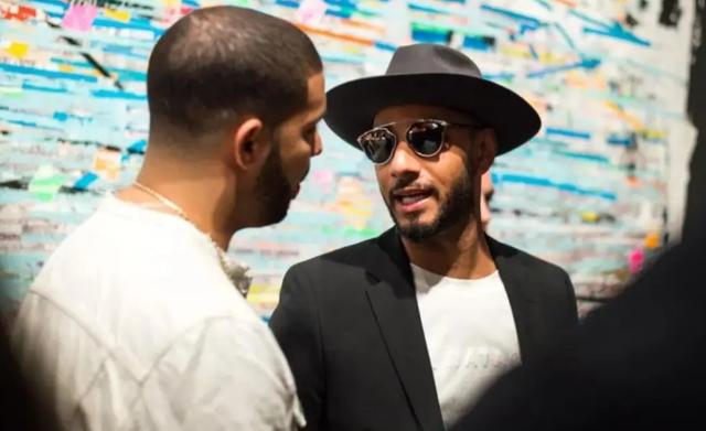 墨镜助力街拍,装酷耍帅全靠它