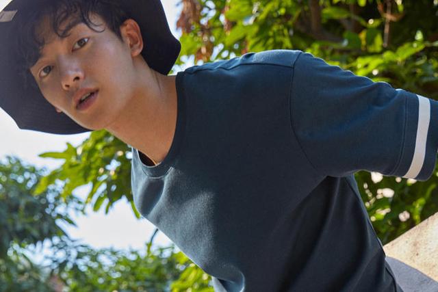 男性时尚短袖,带你清凉一夏