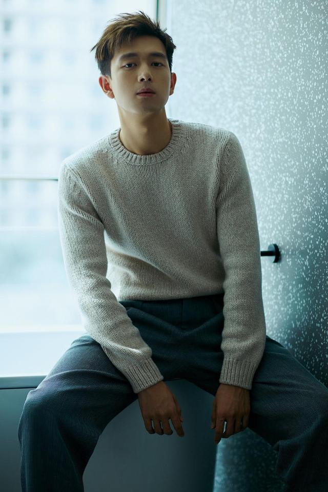 一部偶像剧让李现爆红,随他一起火的还有这款发型,太帅气了