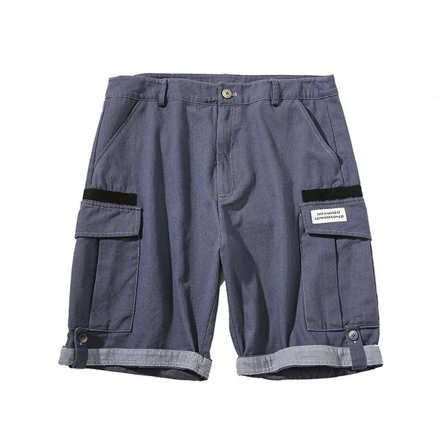 清凉短裤来袭,酷暑热浪无处可逃