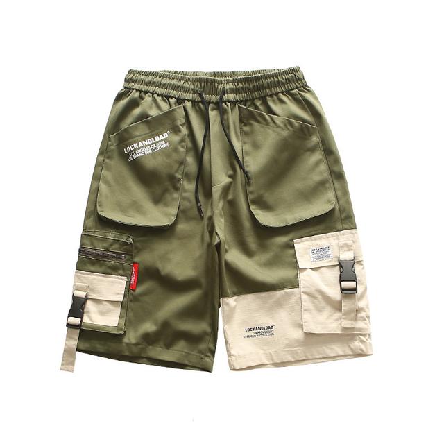 清凉短裤来袭,酷暑热浪无处可逃