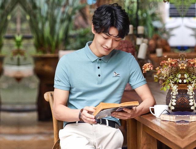 拒绝老气黑,polo衫玩转青春少年范