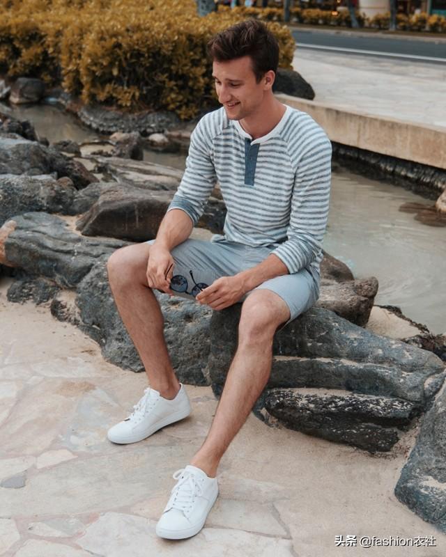 男生,一双板鞋的搭配,够帅