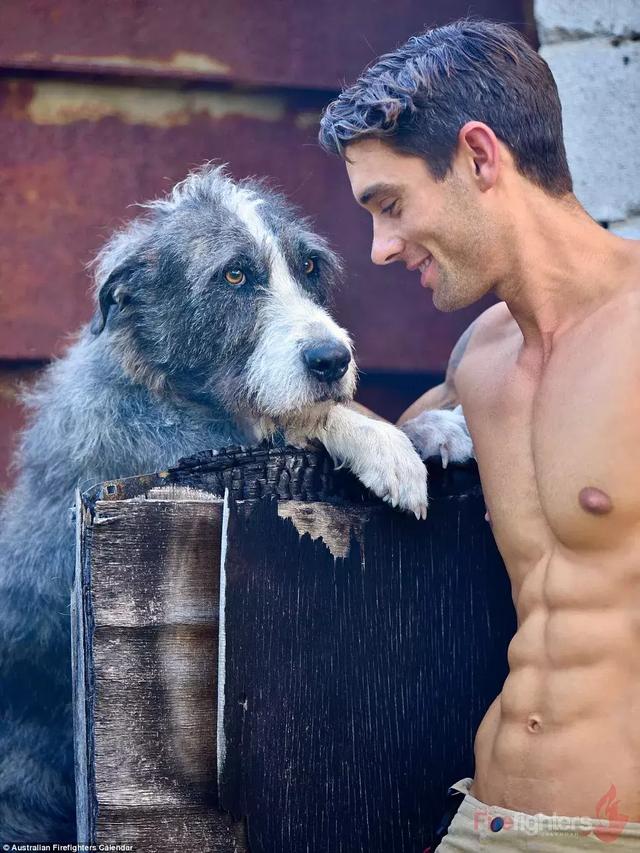 澳大利亚消防员2019年日历新鲜出炉,各个都是行走的荷尔蒙