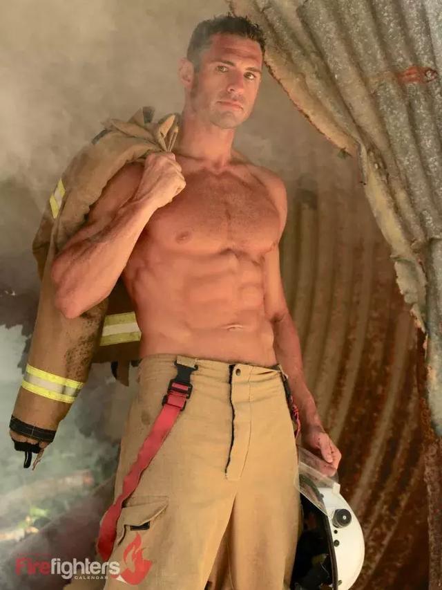 澳大利亚消防员2019年日历新鲜出炉,各个都是行走的荷尔蒙