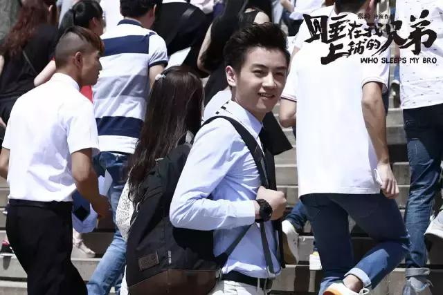 国民男神李现,当年也拍过杀马特青春片