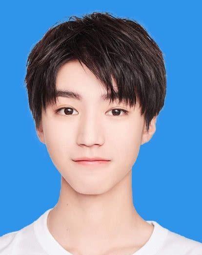 男明星的证件照,真的是帅到没朋友