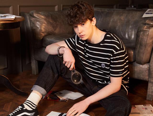 要拉长身高?矮仔君不用愁,条纹神助攻