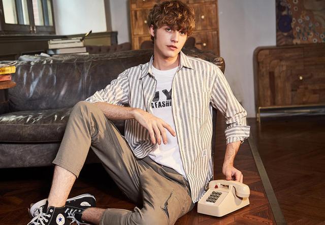 要拉长身高?矮仔君不用愁,条纹神助攻