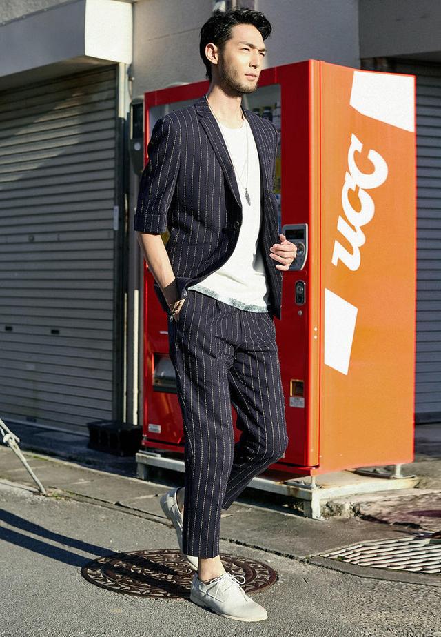 要拉长身高?矮仔君不用愁,条纹神助攻