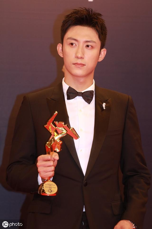 黄景瑜:从被封杀到逆袭成功,他的好运是怎么来的?