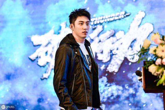 黄景瑜:从被封杀到逆袭成功,他的好运是怎么来的?