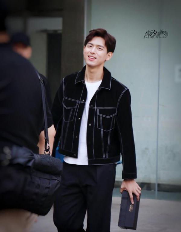 李现最新造型 英俊帅气怪不得杨紫被他所迷恋 李现最新造型 英俊帅气怪不得杨紫被他所迷恋