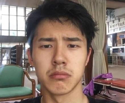 素颜男爱豆照片,李易峰帅气,李现胡子拉碴