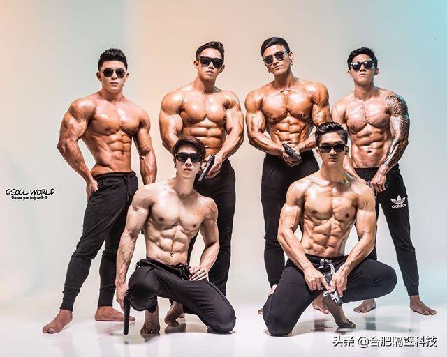 帅气新加坡小哥,个子不高肌肉很大,和女友的爱情令人羡慕