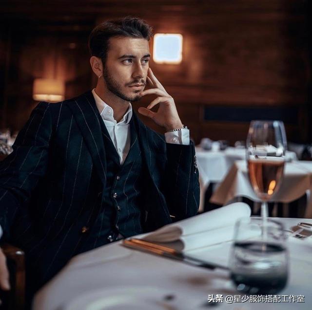 高手穿衣讲究品位,傻瓜穿衣讲究昂贵