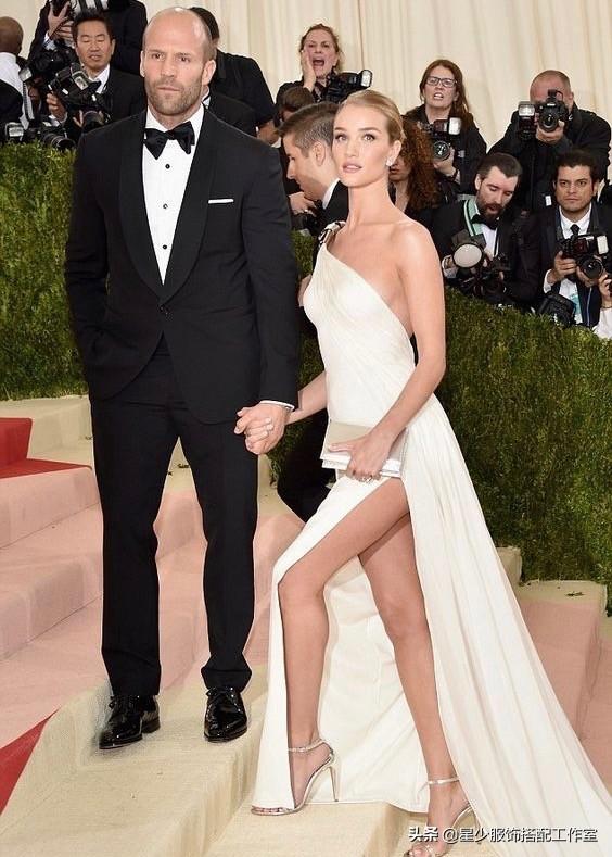 男人冻龄并不难,只差管理这3点:身材,衣品,相貌