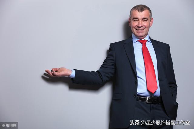 男人冻龄并不难,只差管理这3点:身材,衣品,相貌