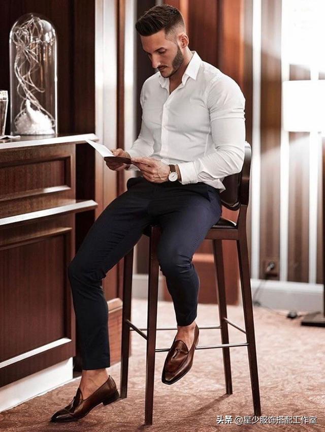 男人冻龄并不难,只差管理这3点:身材,衣品,相貌