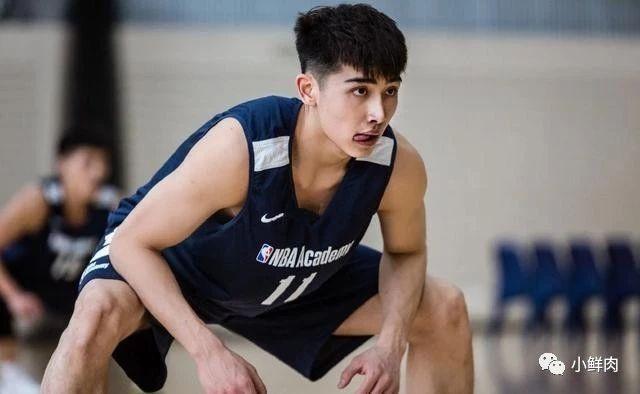 193cm西安体院校草火了,身材好到令人发指