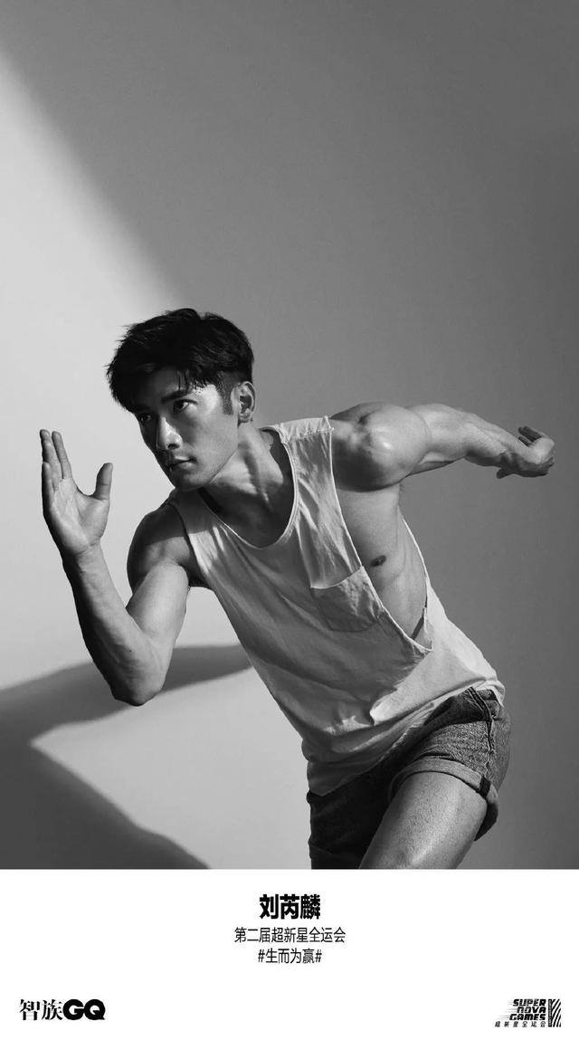 武汉体院男生张峰进演艺圈,肌肉身材没藏住了