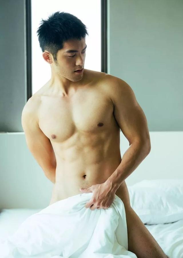 180CM篮球帅哥林冠宇转型做演员,被骂花瓶男