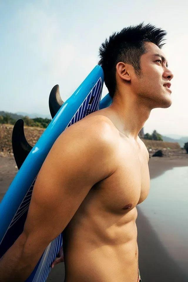 180CM篮球帅哥林冠宇转型做演员,被骂花瓶男