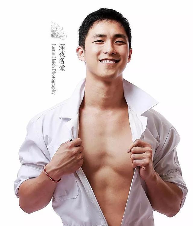 这枚台湾网红男模李浩然,被指真人与照片差很远