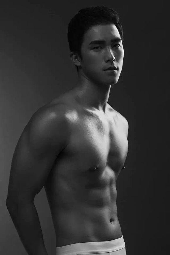 这枚台湾网红男模李浩然,被指真人与照片差很远