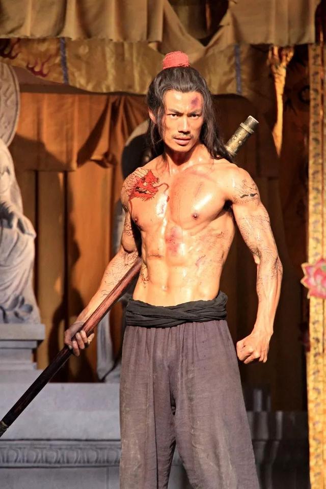 曾经红极一时的亚洲先生朱晓辉,如今身材怎么样了?