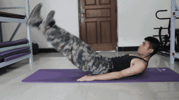 终于可以正大光明看兵哥哥的腹肌了,央视都发了