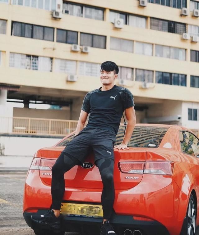 90后田径运动男生去演网剧,大长腿肌肉身材受导演青睐