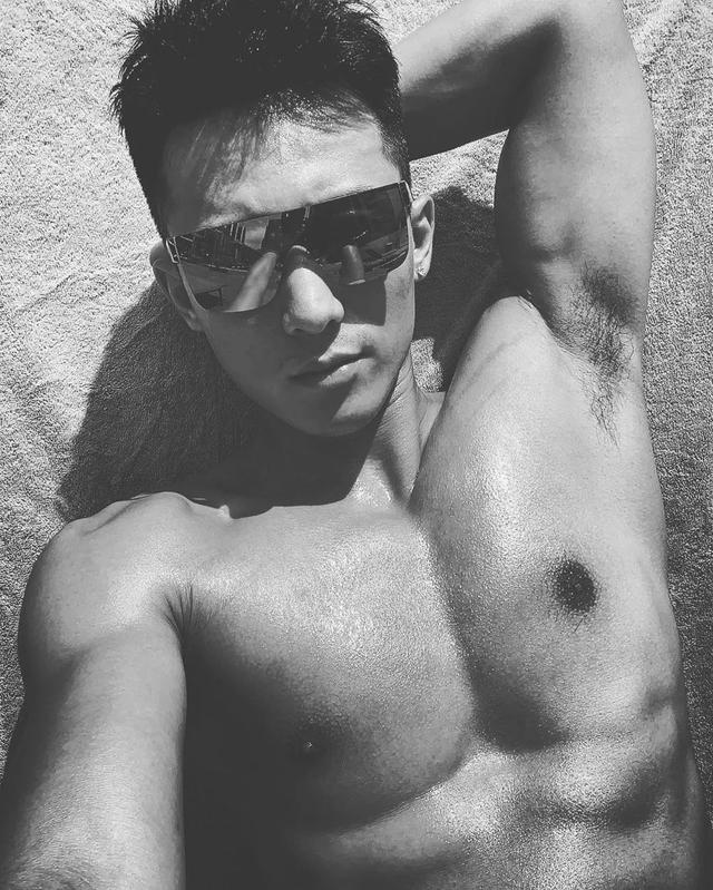 189CM体育生转战娱乐圈,实力强大被导演万里挑一