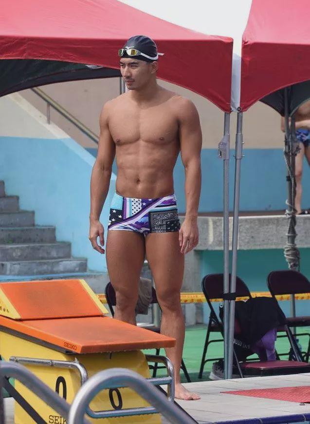 泳池偶遇的175cm的肌肉男,竟然是一名正宗的体育生