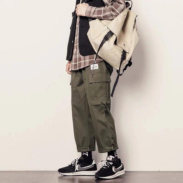 冬天穿腻了小脚裤?试试这3类阔腿裤,这么搭配舒适保暖又很有型