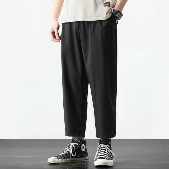 冬天穿腻了小脚裤?试试这3类阔腿裤,这么搭配舒适保暖又很有型